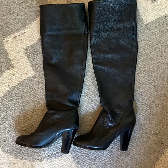 Black leather boots - Picture 3 of 6